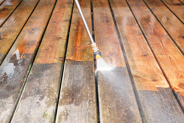 Best Parking Lot and Garage Cleaning  in Deerfield, WI